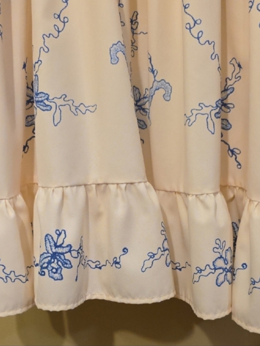 Cupshe Boho Orchids Ruffuled Mini Dress, Blue & Cream - Picture 7 of 13